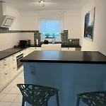 Domizil Apartamento *